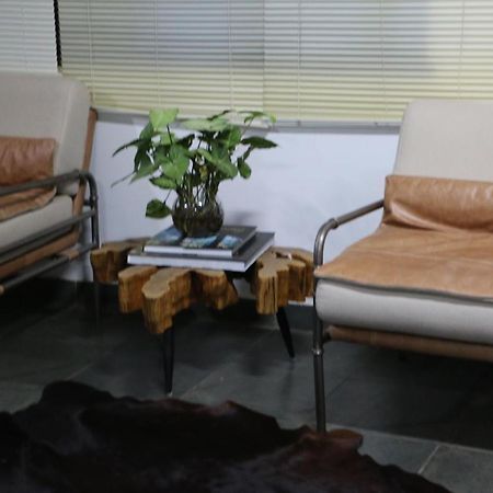 Excelente Quarto Com Cama De Casal King Em Casa Perto Do Aeroporto De Curitiba Сан-Жозе-дус-Пиньяйс Экстерьер фото