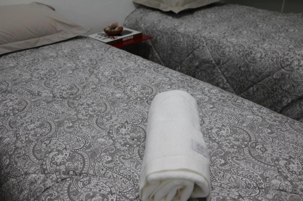 Excelente Quarto Com Cama De Casal King Em Casa Perto Do Aeroporto De Curitiba Сан-Жозе-дус-Пиньяйс Экстерьер фото